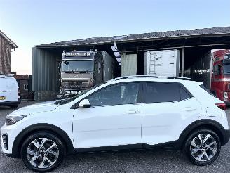 skadebil auto Kia Stonic 1.0 T-GDi MHEV GT-Line 2024/1