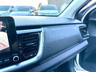 Kia Stonic 1.0 T-GDi MHEV 101pk GT-Line - nap - 1e eig - navi - camera - 1/2 leer - stuur + stoelverw - keyless entry + start picture 23
