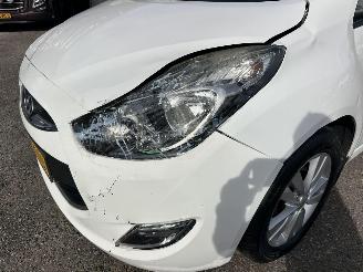 Hyundai Ix20 1.6i i-Vision 125pk Automaat - 76dkm nap - navi - dvd - camera - pdc - clima - cruise - aux - usb picture 11