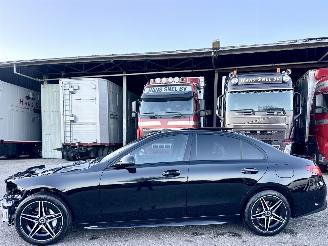krockskadad bil auto Mercedes C-klasse 300e AMG-Line 2023/6