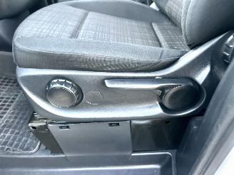 Mercedes Vito 111 CDI 114pk 6-bak Lang - nap - 1e eig - 3pers - navi - camera - airco - trekh - euro6 - licht + regens picture 41