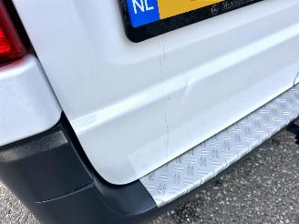 Mercedes Vito 111 CDI 114pk 6-bak Lang - nap - 1e eig - 3pers - navi - camera - airco - trekh - euro6 - licht + regens picture 70