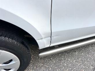 Mercedes Vito 111 CDI 114pk 6-bak Lang - nap - 1e eig - 3pers - navi - camera - airco - trekh - euro6 - licht + regens picture 9