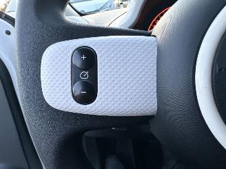 Renault Twingo 1.0 SCe 71pk Collection - 13dkm nap - 1e eig - airco - cruise - elektr pakket - led - aux - usb picture 22
