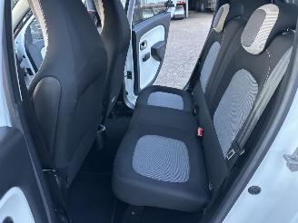 Renault Twingo 1.0 SCe 71pk Collection - 13dkm nap - 1e eig - airco - cruise - elektr pakket - led - aux - usb picture 39