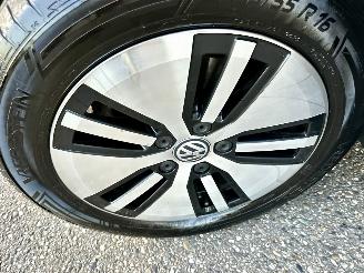Volkswagen e-Golf 136pk dsg aut Highline - nap - facelift - navi - acc - front assist - cruise - pdc v+a - rijdbaar picture 64
