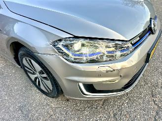 Volkswagen e-Golf 136pk dsg aut Highline - nap - facelift - navi - acc - front assist - cruise - pdc v+a - rijdbaar picture 10