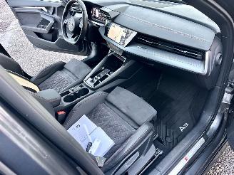 Audi A3 limousine 30 TFSI Hybrid aut + f1 S-Line Comp -nap - 1e eig - kuipstoelen - keyless - front + line assist - camera picture 16