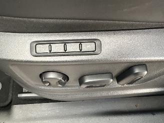 Skoda Kodiaq 1.5 TSI 150pk aut + f1 Sportline Bus - nap - camera - keyless - stuurverw - front + line + side assist picture 36