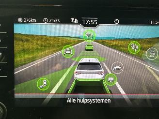 Skoda Kodiaq 1.5 TSI 150pk aut + f1 Sportline Bus - nap - camera - keyless - stuurverw - front + line + side assist picture 16