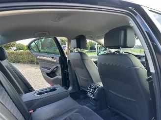 Volkswagen Passat GTE 1.4 TSI aut Highline sedan - nap - navi - acc - front assist - leer + alcantara + stoelverw - pdc v+a picture 75