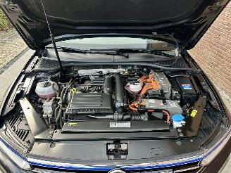Volkswagen Passat GTE 1.4 TSI aut Highline sedan - nap - navi - acc - front assist - leer + alcantara + stoelverw - pdc v+a picture 88