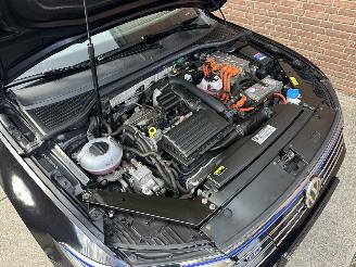 Volkswagen Passat GTE 1.4 TSI aut Highline sedan - nap - navi - acc - front assist - leer + alcantara + stoelverw - pdc v+a picture 93