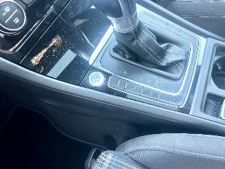 Volkswagen Golf gereserveerd GTE 1.4 tsi phev aut + f1 - pano - 90dkm - navi - carplay - stoelverw - keyless entry + start picture 13
