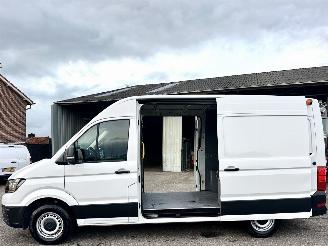 skadebil bedrijf Volkswagen Crafter 35 2.0 TDI 140pk aut + f1 L3H3 Trendline euro6 2024/11