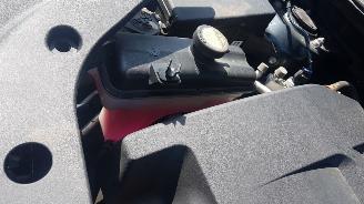 Toyota Rav-4 2.2 D-4d D-cat 4x4 130 Kw 1 e eigen 55000 km EXECUTIVE picture 29