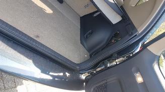 Toyota Rav-4 2.2 D-4d D-cat 4x4 130 Kw 1 e eigen 55000 km EXECUTIVE picture 30