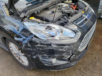 Ford C-Max 2.0 Plug-in Hybrid Titanium Plus picture 26
