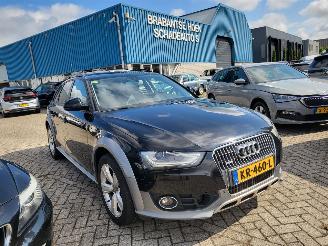 krockskadad bil auto Audi A4 allroad A4 allroad 2.0 TDI QUATTRO 177 PK S-TRONIC PRO LINE 1e eigenaar NWE APK 2013/7