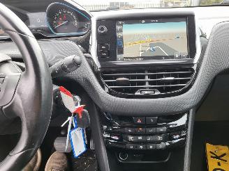 Peugeot 2008 AUTOMAAT Peugeot 2008 1.2 PureTech Allure 69000KM  RIJDBAAR picture 8