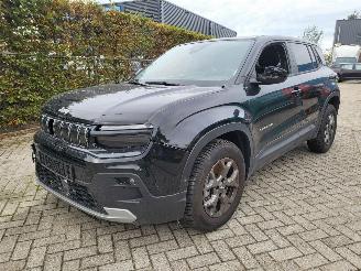 Auto incidentate Jeep Avenger Jeep AVENGER Summit 54 kWh raqnge 400 KM NWprijs €44000 2024/7