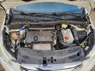 Peugeot 2008 AUTOMAAT  1.6 VTi  Allure leer,pann,navi, rijdbaar picture 25