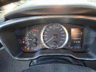 uszkodzony samochody osobowe Toyota Corolla Touring Sports Corolla Touring Sports 1.8 Hybrid Business 2022/11