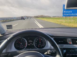 krockskadad bil auto Volkswagen Golf Golf VII 1.2 TSI Comfortline 105 PK 6 BAK rijdbaar 2014/12