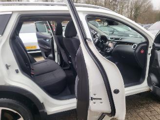 Nissan Qashqai Qashqai 1.2 N-Connecta picture 13