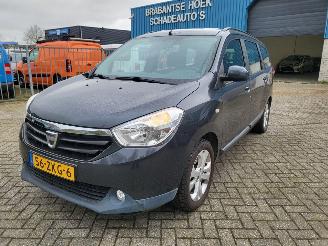 škoda osobní automobily Dacia Lodgy 7 PERSOONS Lodgy - 1.2 TCe Ambiance , Airco, Multimediasysteem, Bluetooth, 1e EIGENAAR 2013/2
