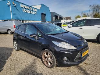 Avarii autoturisme Ford Fiesta 1.6 Ghia 5drs hatchback   goede airco rijdbaar 2009/4