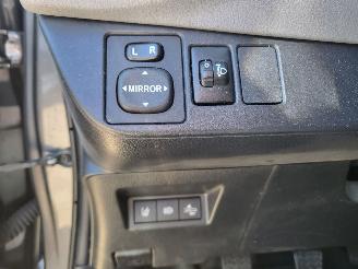skadebil auto Toyota Yaris 1.0 VVT-i Active  Cool 5drs  rijdbaar 2018/6