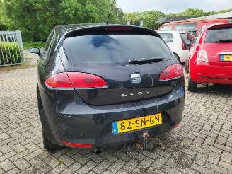 Seat Leon 1.6 Stylance Hatchback 102 pk  nwe apk 1e eigenaar  N.A.P picture 5
