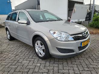 Tweedehands auto Opel Astra Opel Astra Wagon 1.6 Essentia 2009/4
