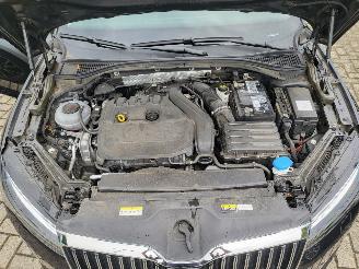 Skoda Superb Superb Combi 1.5 TSI ACT Business Edition Plus rijdbaar picture 28