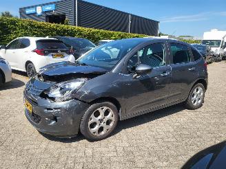 krockskadad bil auto Citroën C3 C3  AUTOMAAT 22000 km!!! E exclusive 1.2 PureTech Tendance 2016/6