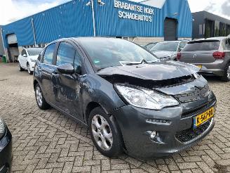 Damaged car Citroën C3 C3  AUTOMAAT 22000 km!!! E exclusive 1.2 PureTech Tendance , RIJDBAAR 2016/6