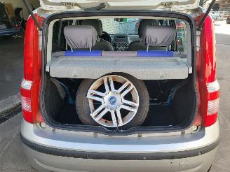 Fiat Panda AUTOMAAT  1.2 Emotion cool  rijdbaar picture 17