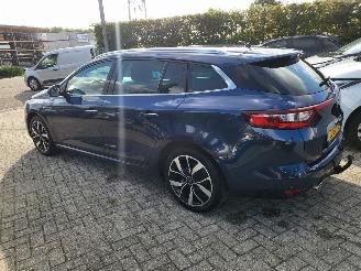 Renault Mégane Estate 1.3 TCe Bose  rijdbare motorschade picture 7