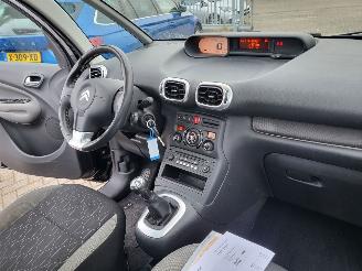 Citroën C3 C3 Picasso 1.2 PureTech Tendance 110 pk  rijdbaar picture 10