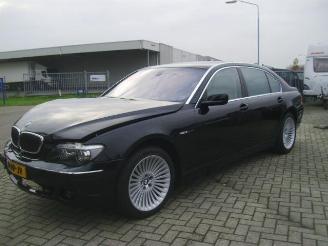 Schadeauto BMW 7-serie 750 il limousine 2005/7