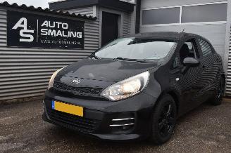 Damaged car Kia Rio 1.2 CVVT Comfortline 86Pk *Airco 2016/1