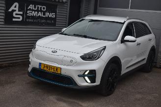Kia Niro 64Kwh Executive line 204Pk *Navi/Clima/Camera/Leder picture 1