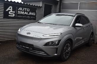 Unfallwagen Hyundai Kona 39Kwh Comfort 136Pk 3Fase *Navi/Clima/Camera/Stoelverwarming 2023/8