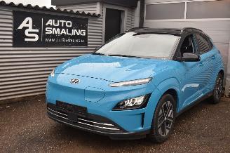 Schadeauto Hyundai Kona 39Kwh Comfort 136Pk SOH 100% *Navi/Clima/Camera/Stoelverwarming 2021/8