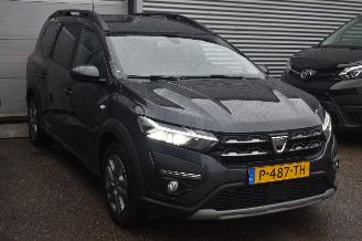 Dacia Jogger 1.0 Tce Comfort  110Pk 7 Personen *Navi/Airco picture 2