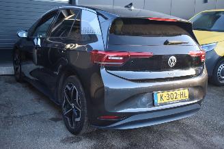 Volkswagen ID.3 58Kwh first Plus 204Pk 3FASE *Navi/Clima/Camera/Stoelverwarming picture 3