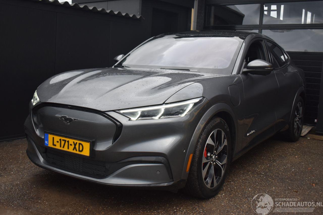 Ford Mustang Mach-e 98Kwh Extended First Edition Awd 337 Pk *Navi/Leder/Camera/Panorama/Stoelverwarming