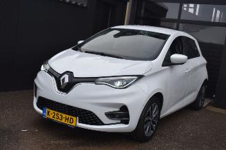 skadebil auto Renault Zoé 52Kwh R135 Intens 3FASE 92%SOH *Navi/CLima/Camera/Stoelverwarming 2020/12