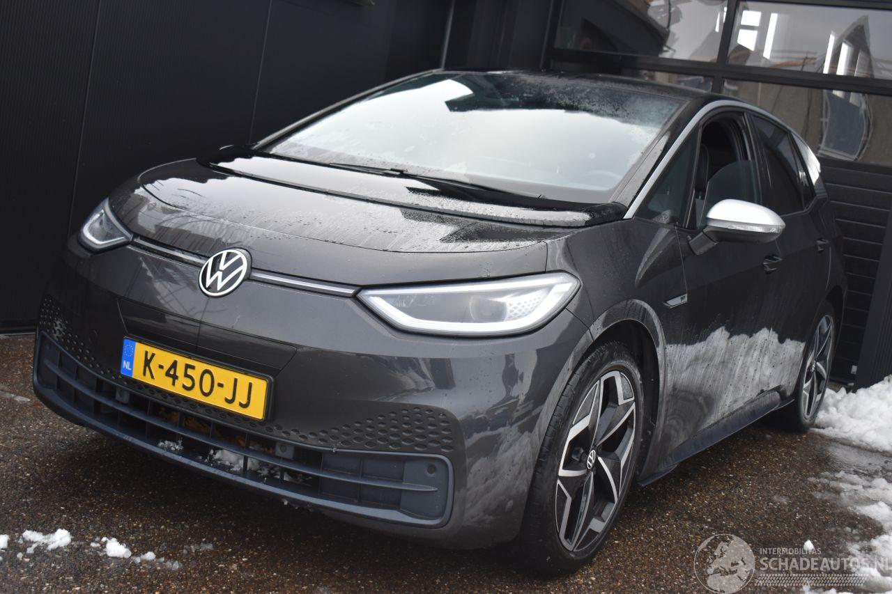 Volkswagen ID.3 58Kwh First Plus 204Pk 3Fase *Navi/Clima/Camera/Stoelverwarming